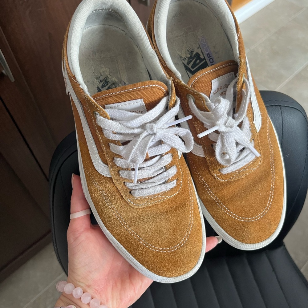 Vans Men's Tan and White Sneakers